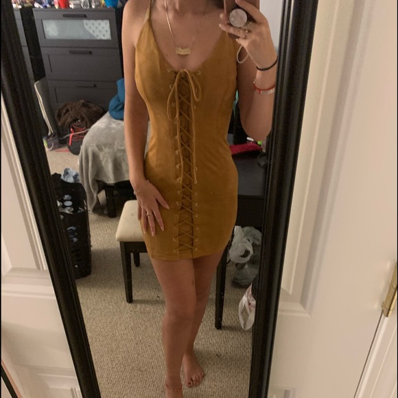 Body con dress - Picture 6 of 6